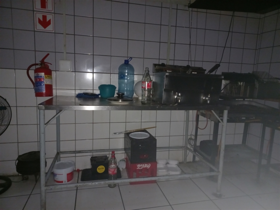 Commercial Property for Sale in Uitenhage Central Eastern Cape